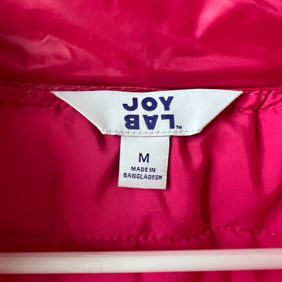 JoyLab Hot Pink Quilted Vest. Women’s Size Medium - Picture 5 of 6